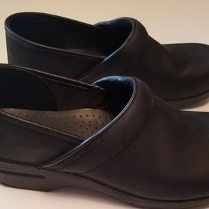 Dansko clogs womens